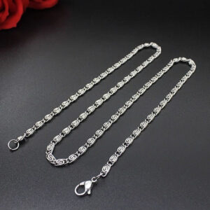 Alternative view of 4,5 mm Nemesacél nyaklánc, spirálisan csavart minta 50 cm-től 60 cm-ig választható 5 cm-ként