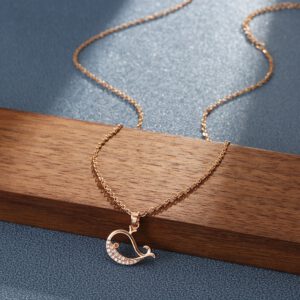 Whale nemesacél nyaklánc arany fazonban aranyos bálna medállal 44 cm hosszú rosegold